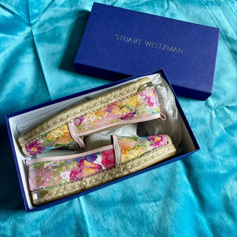 Brand New! Stuart Weitzman Flower Print Limited Edition Rare  Unique Espadrilles - Picture 3 of 3